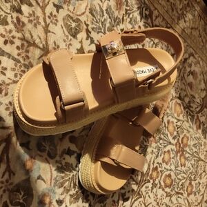 Steve Madden Tan Platform Sandals